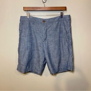 Gap Men's Chambray Essential Khaki Shorts 9" Size 33 100% Cotton